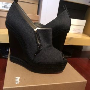 Christian Louboutin Espadrilles in Black